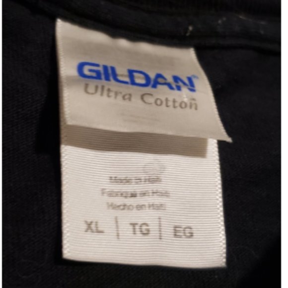 Gildan Catalina Island Surrender the Booty T-Shirt Pirate Black XL Pre-owned - Picture 5 of 7